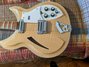 Rickenbacker 381/12 V69, Mapleglo: Body - Front