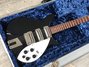 Rickenbacker 350/6 V63, Jetglo: Body - Front