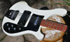 Rickenbacker 4003/5 S, White: Close up - Free2