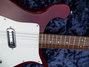 Rickenbacker 425/6 V63, Burgundy: Close up - Free
