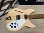 Rickenbacker 330/6 , Mapleglo: Body - Front
