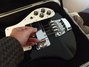Rickenbacker 4003/4 S, Jetglo: Close up - Free