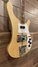 Rickenbacker 4001/ , Mapleglo: Body - Front