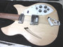 Rickenbacker 330/12 , Mapleglo: Body - Front