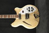Rickenbacker 360/6 , Mapleglo: Body - Front
