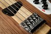 Rickenbacker 4003/5 S, Natural Walnut: Close up - Free2