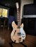 Rickenbacker 381/6 V69, Mapleglo: Free image