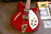 Rickenbacker 360/12 VP, Burgundy: Body - Front