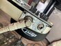 Rickenbacker 4001/4 BT, White: Close up - Free