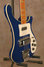 Rickenbacker 4001/4 , Azureglo: Close up - Free2