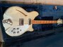 Rickenbacker 360/6 , Silver: Neck - Front