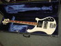 Rickenbacker 4001/4 BT, White: Free image