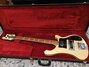 Rickenbacker 4001/4 BT, White: Free image2
