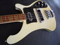 Rickenbacker 4001/4 BT, White: Body - Front