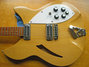 Rickenbacker 330/6 , Mapleglo: Body - Front