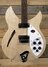 Rickenbacker 330/6 , Mapleglo: Body - Front