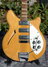 Rickenbacker 375/6 Van Ghent tuners, Mapleglo: Body - Front