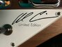 Rickenbacker 4004/4 AC Al Cisneros model, Natural Walnut: Close up - Free
