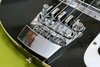 Rickenbacker 4001/4 , Jetglo: Close up - Free2