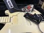 Rickenbacker 4003/4 Tuxedo, White: Close up - Free