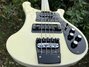 Rickenbacker 4003/4 Tuxedo, White: Close up - Free2
