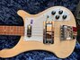 Rickenbacker 4001/4 C64S, Mapleglo: Body - Front