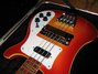 Rickenbacker 4003/4 , Amber Fireglo: Close up - Free