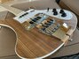 Rickenbacker 4003/4 , Natural Walnut: Close up - Free2