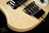 Rickenbacker 4003/4 S, Mapleglo: Close up - Free