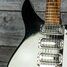 Rickenbacker 325/6 C64, Jetglo: Close up - Free2