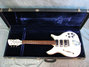 Rickenbacker 320/6 f hole, White: Free image