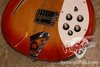 Rickenbacker 4005/6 , Fireglo: Close up - Free