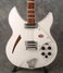 Rickenbacker 360/6 CB VP, Snowglo: Body - Front