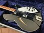 Rickenbacker 360/6 V64, Jetglo: Body - Front