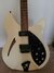 Rickenbacker 330/6 BH BT, White: Body - Front