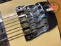 Rickenbacker 4003/4 BT, White: Close up - Free