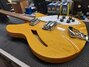 Rickenbacker 330/6 , Mapleglo: Close up - Free2