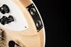 Rickenbacker 4005/4 V, Mapleglo: Close up - Free