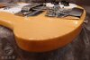 Rickenbacker 4001/4 V63, Mapleglo: Close up - Free2