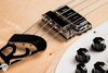 Rickenbacker 4005/4 V, Mapleglo: Close up - Free2