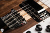 Rickenbacker 4003/4 S, Natural Walnut: Close up - Free2