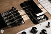 Rickenbacker 4003/4 , Natural Walnut: Close up - Free2