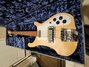 Rickenbacker 4001/4 C64, Mapleglo: Body - Front