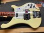 Rickenbacker 4001/4 CS, Cream: Body - Front