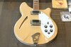 Rickenbacker 360/6 , Mapleglo: Body - Front