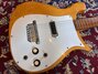 Rickenbacker 420/6 , Mapleglo: Body - Front