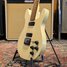Rickenbacker 230/6 Hamburg, White: Close up - Free2