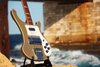 Rickenbacker 4003/4 , Desert Gold: Body - Front
