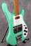 Rickenbacker 4001/4 V63, Mapleglo: Close up - Free