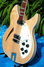 Rickenbacker 360/12 V64, Mapleglo: Close up - Free